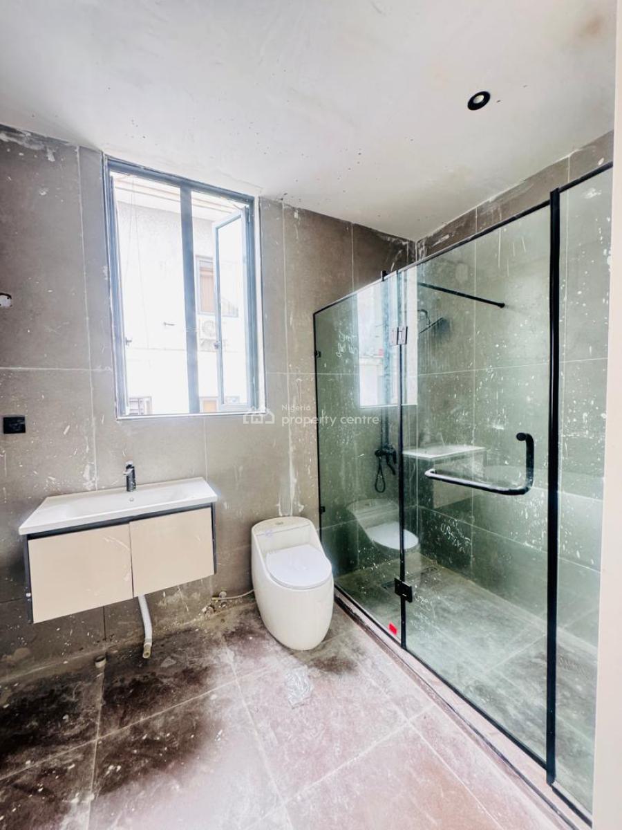 Spacious 5 Bedrooms Detached Duplex with Bq, Lekki Phase 1, Lekki, Lagos, Detached Duplex for Sale