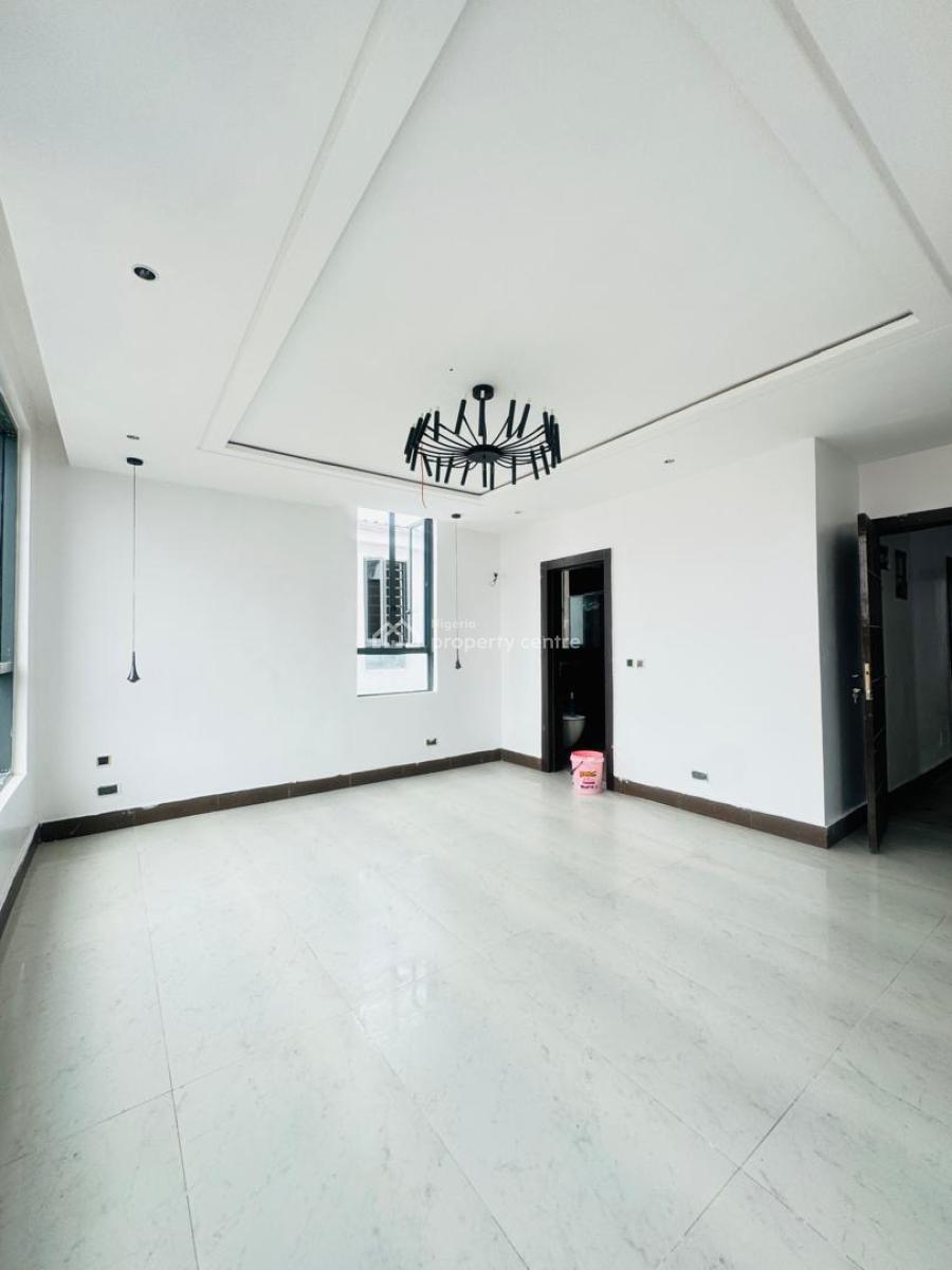 Spacious 5 Bedrooms Detached Duplex with Bq, Lekki Phase 1, Lekki, Lagos, Detached Duplex for Sale