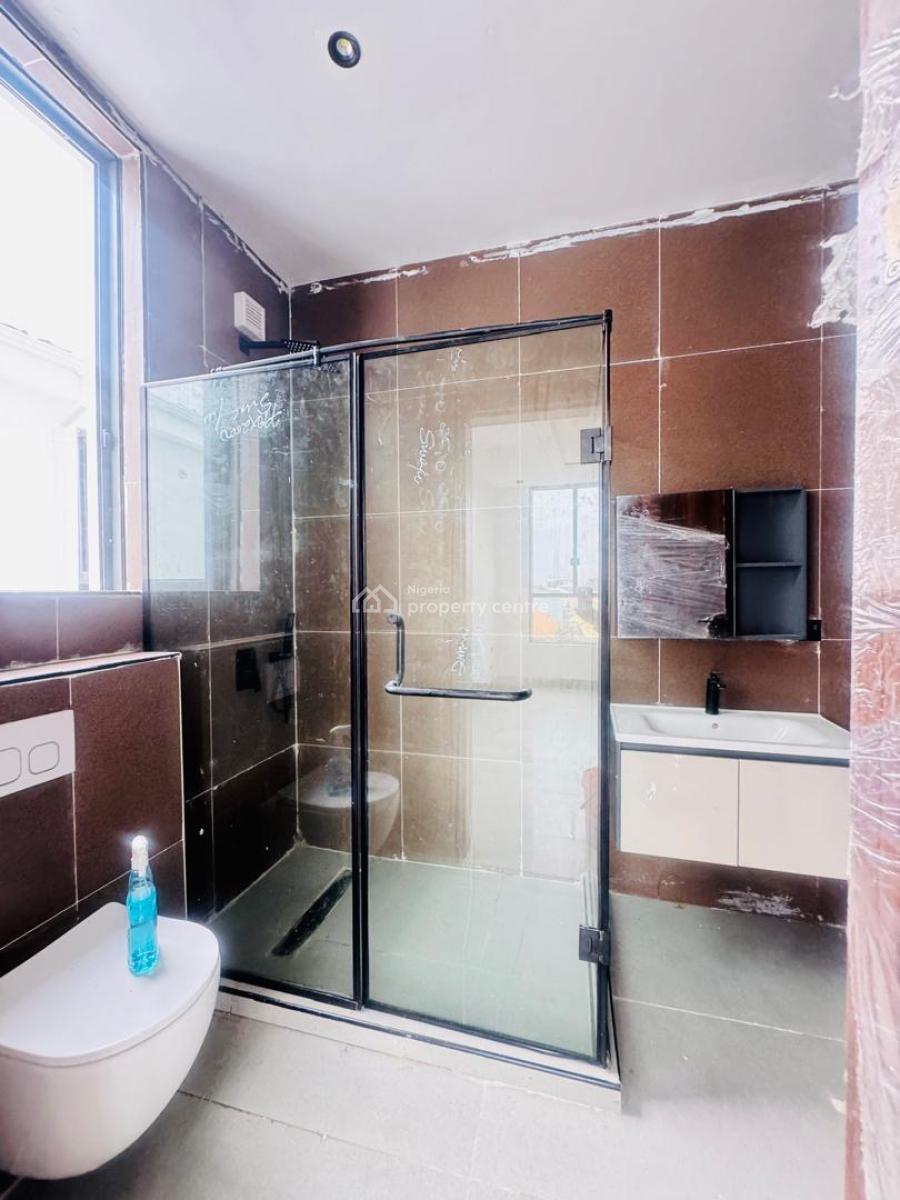 Spacious 5 Bedrooms Detached Duplex with Bq, Lekki Phase 1, Lekki, Lagos, Detached Duplex for Sale