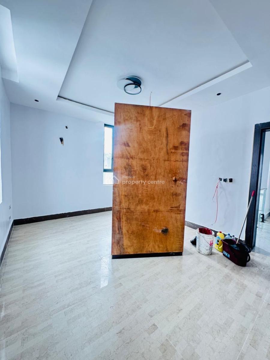 Spacious 5 Bedrooms Detached Duplex with Bq, Lekki Phase 1, Lekki, Lagos, Detached Duplex for Sale