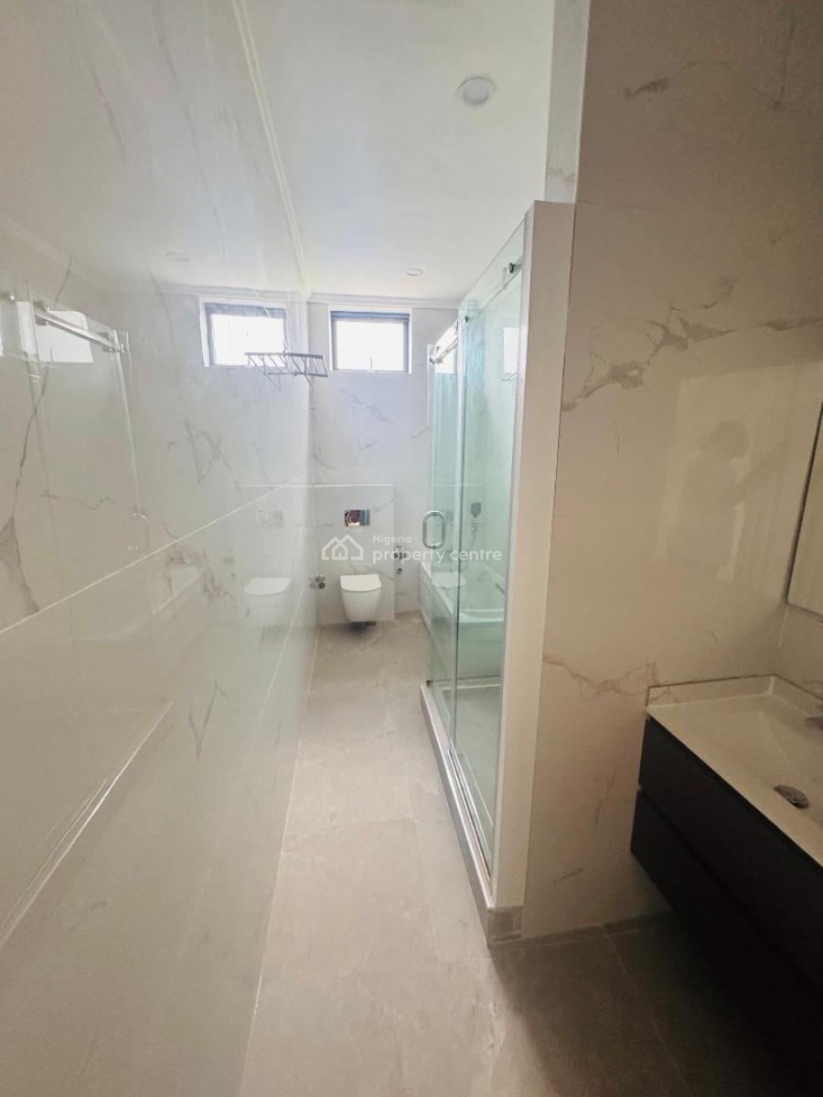 Spacious 5 Bedrooms Semi Detached Duplex, Rooftop with Swimming Pool, Lekki Phase 1, Lekki, Lagos, Semi-detached Duplex for Sale