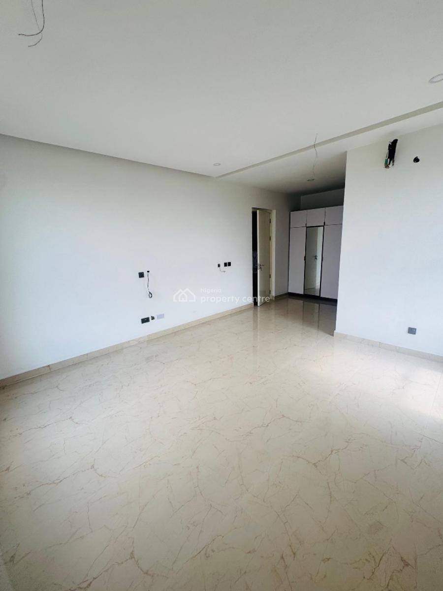 Spacious 5 Bedrooms Semi Detached Duplex, Rooftop with Swimming Pool, Lekki Phase 1, Lekki, Lagos, Semi-detached Duplex for Sale