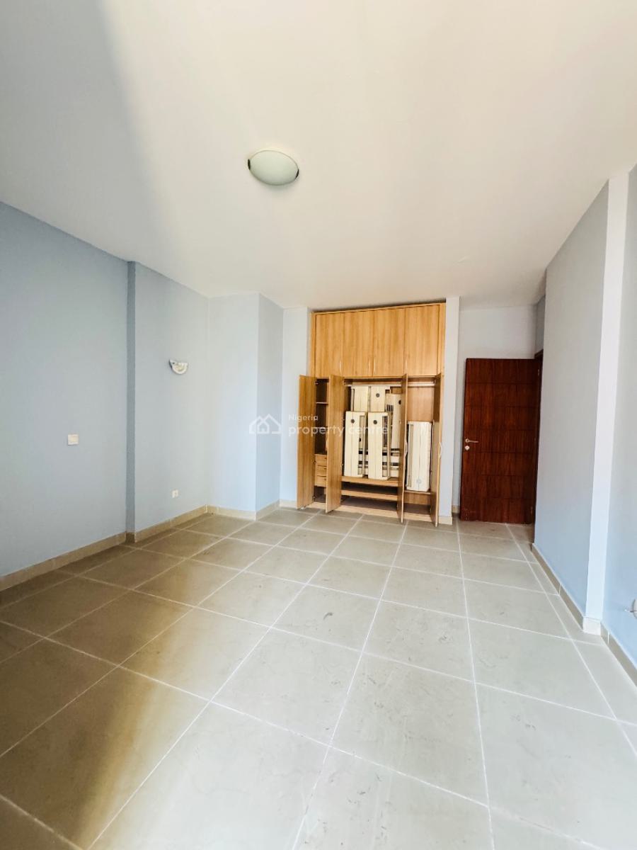 Spacious 4 Bedroom Apartment with Swimming Pool,gym, Banana Island, Ikoyi, Lagos, House for Sale