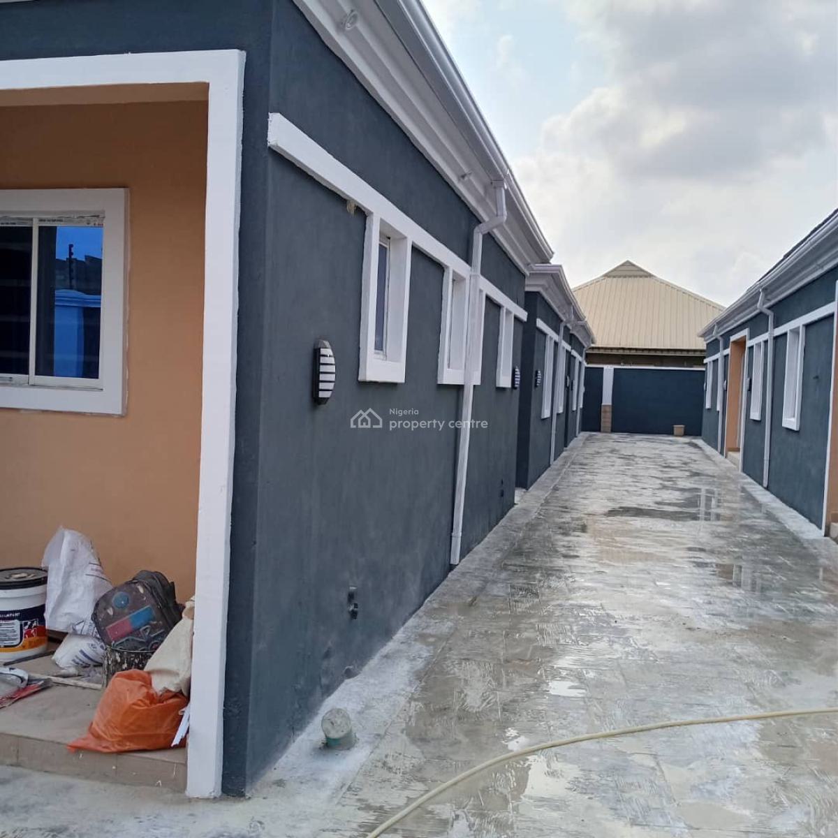 Newly Built Room and Parlor Self Contained with Fitted Kitchen Cabinet, Unity Estate Eletu Oluyole Extension, Ibadan, Oyo, Mini Flat (room and Parlour) for Rent