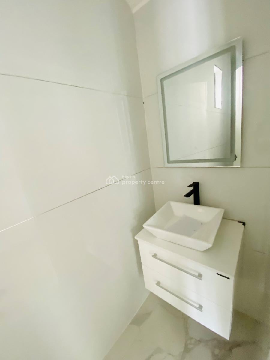 Elegant 6-bedroom Fully Detached Duplex with Bq & Indoor Swimming Pool, Chevron Drive, Lekki, Lagos, Detached Duplex for Sale