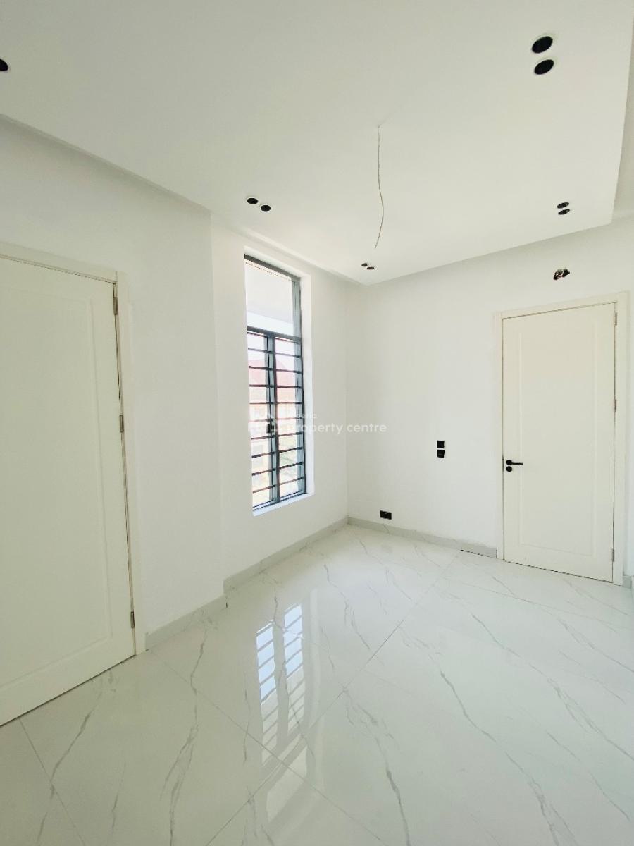 Elegant 6-bedroom Fully Detached Duplex with Bq & Indoor Swimming Pool, Chevron Drive, Lekki, Lagos, Detached Duplex for Sale