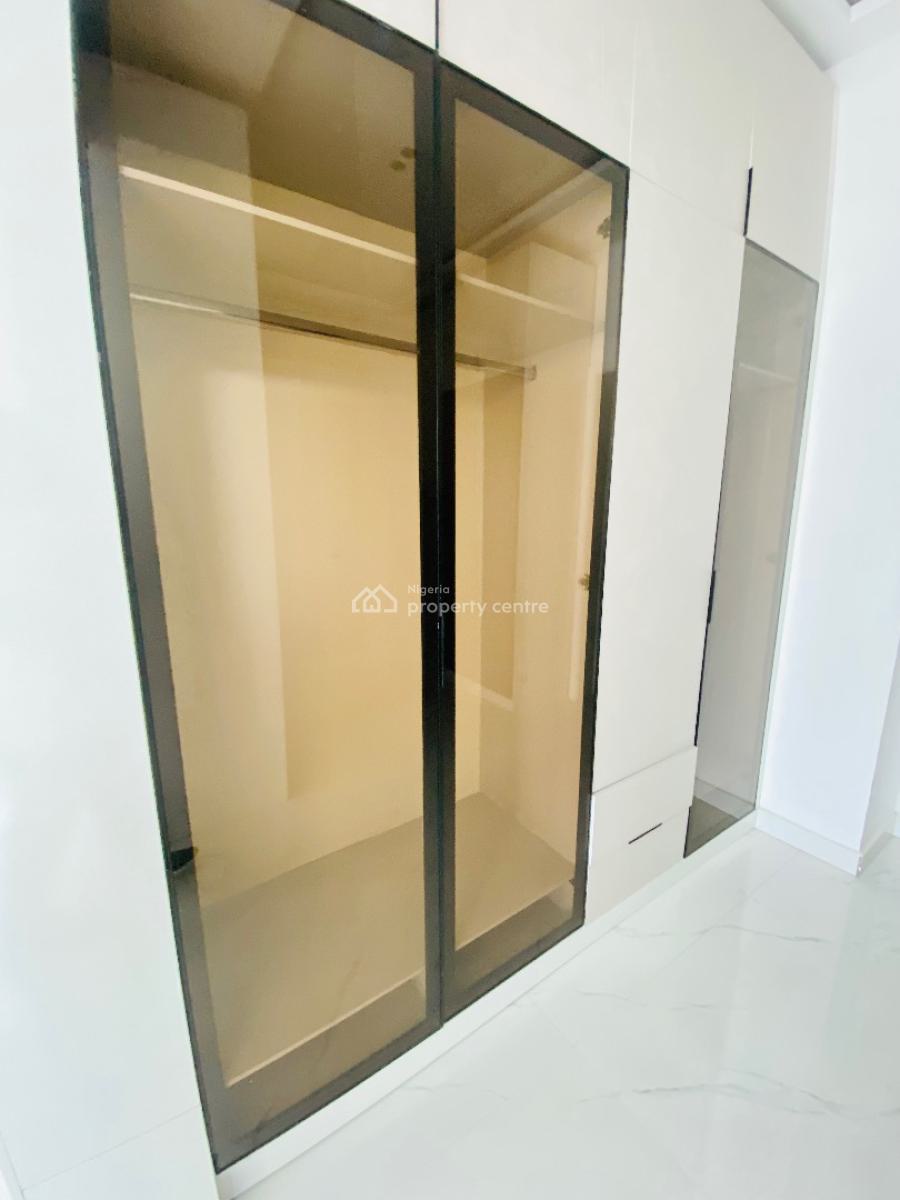 Elegant 6-bedroom Fully Detached Duplex with Bq & Indoor Swimming Pool, Chevron Drive, Lekki, Lagos, Detached Duplex for Sale