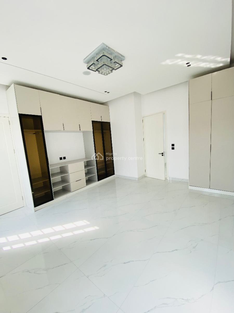 Elegant 6-bedroom Fully Detached Duplex with Bq & Indoor Swimming Pool, Chevron Drive, Lekki, Lagos, Detached Duplex for Sale