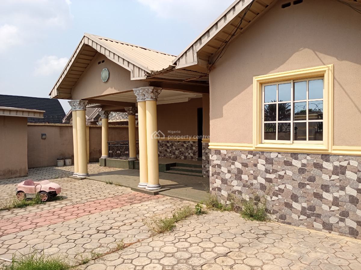 4 Bedroom Bungalow with Bq, Emily Off Bayeku Road, Igbogbo, Ikorodu, Lagos, Detached Bungalow for Sale