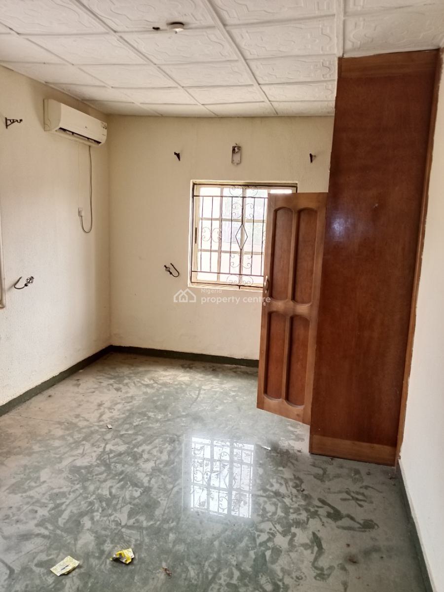 4 Bedroom Bungalow with Bq, Emily Off Bayeku Road, Igbogbo, Ikorodu, Lagos, Detached Bungalow for Sale