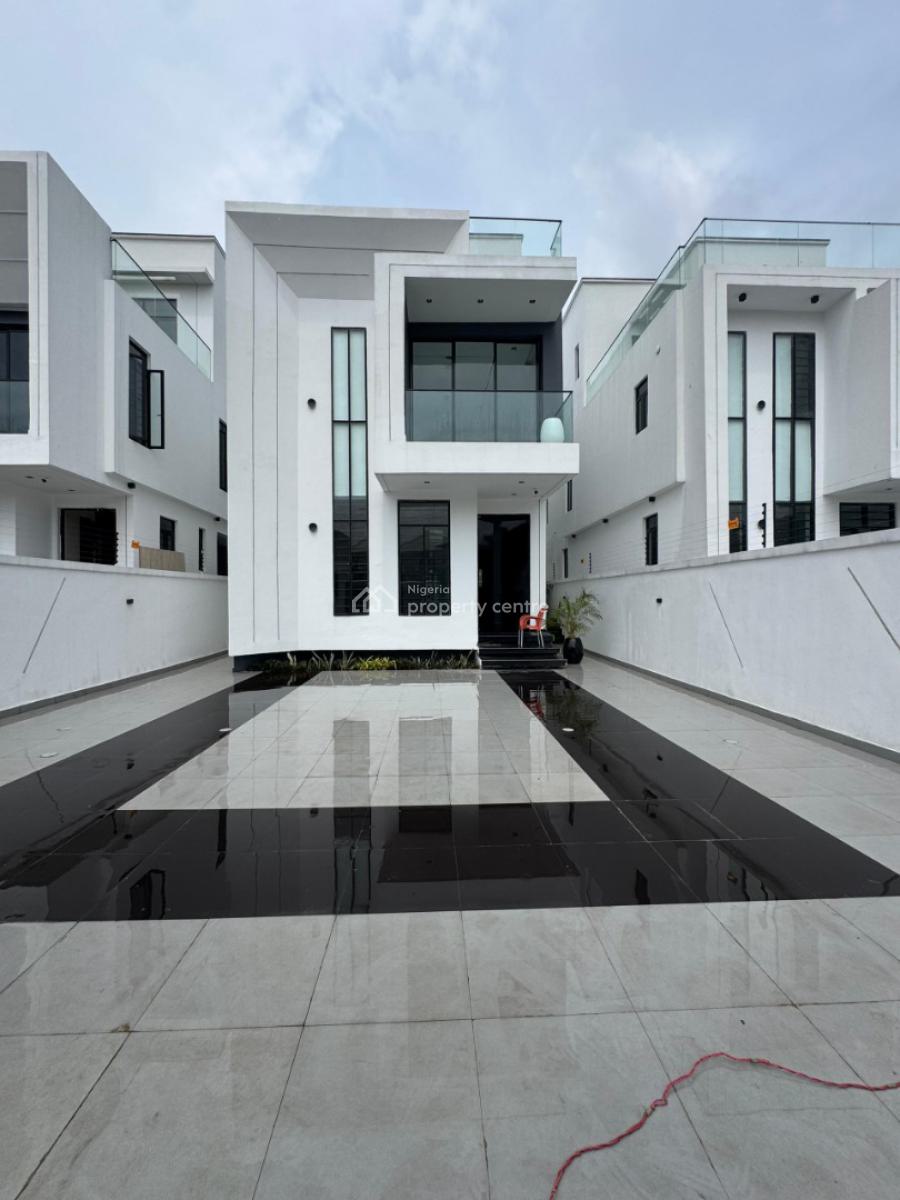 a Rarely Available Private Residence, Lekki Phase 1, Lekki, Lagos, Detached Duplex for Sale