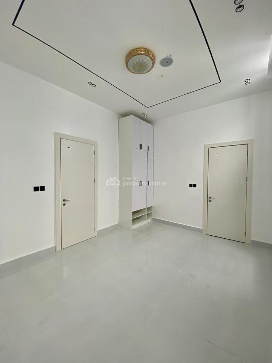 High-value 5-bedroom Fully Detached Duplex with Pool & Bq, Sangotedo, Ajah, Lagos, Detached Duplex for Sale