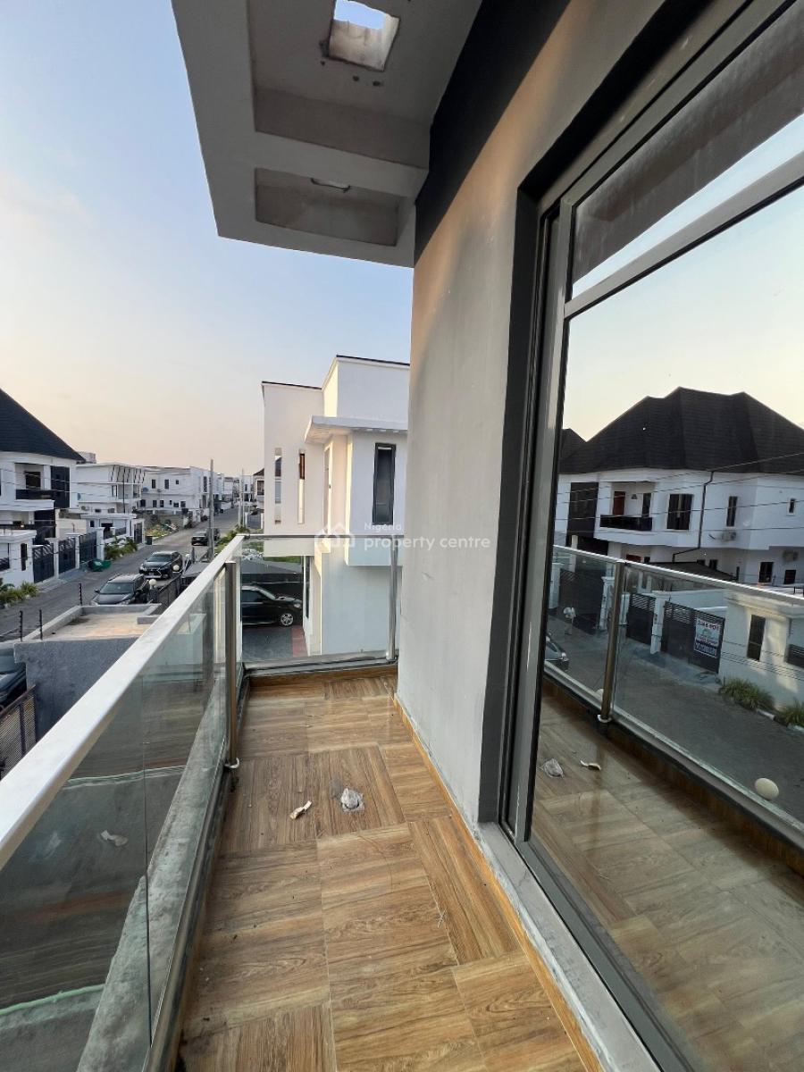 Renovated 4 Bedroom Duplex Self Compound Bq, Orchid Roa, Royal Pine Estate, Lekki, Lagos, Semi-detached Duplex for Rent