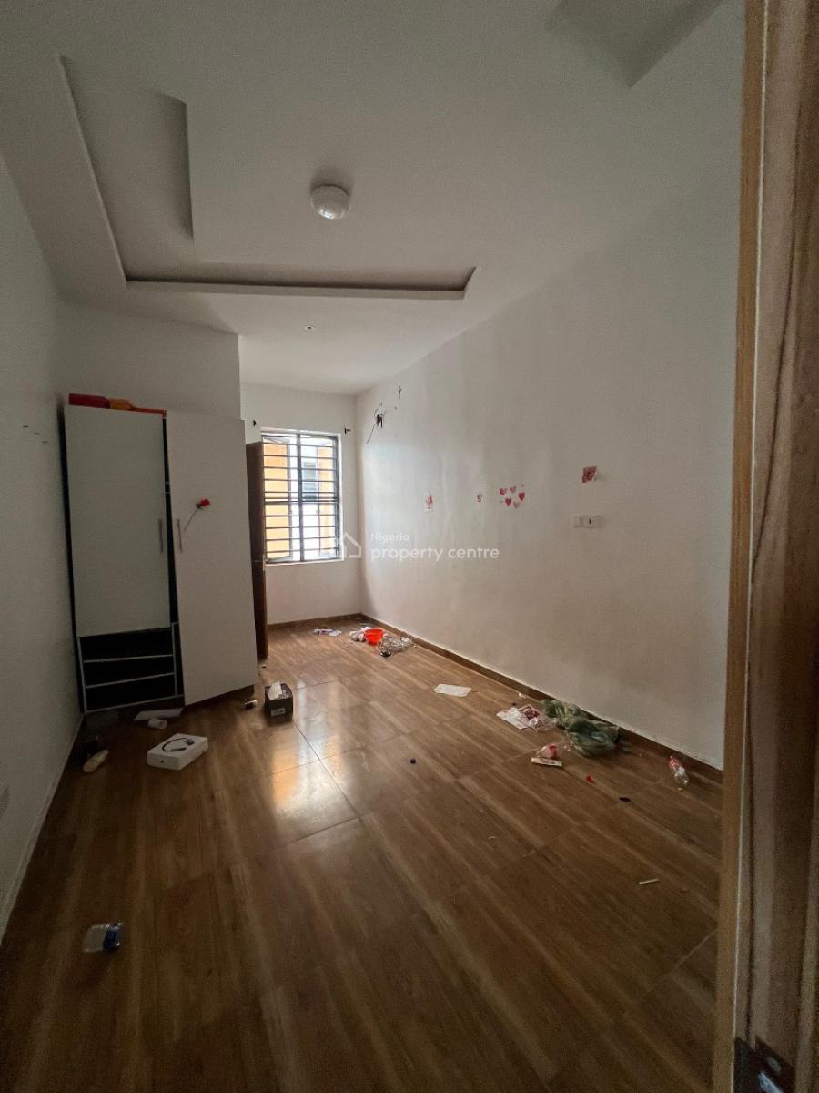 Renovated 4 Bedroom Duplex Self Compound Bq, Orchid Roa, Royal Pine Estate, Lekki, Lagos, Semi-detached Duplex for Rent