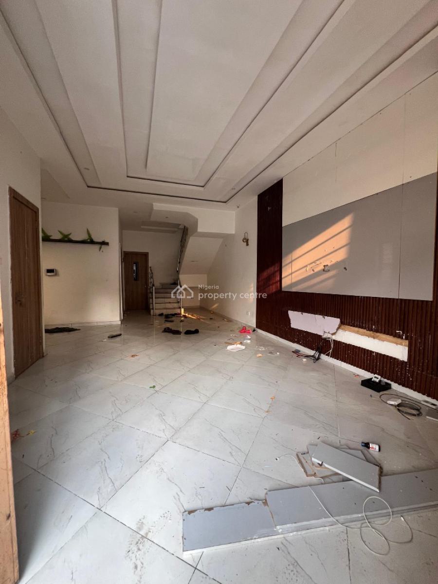 Renovated 4 Bedroom Duplex Self Compound Bq, Orchid Roa, Royal Pine Estate, Lekki, Lagos, Semi-detached Duplex for Rent