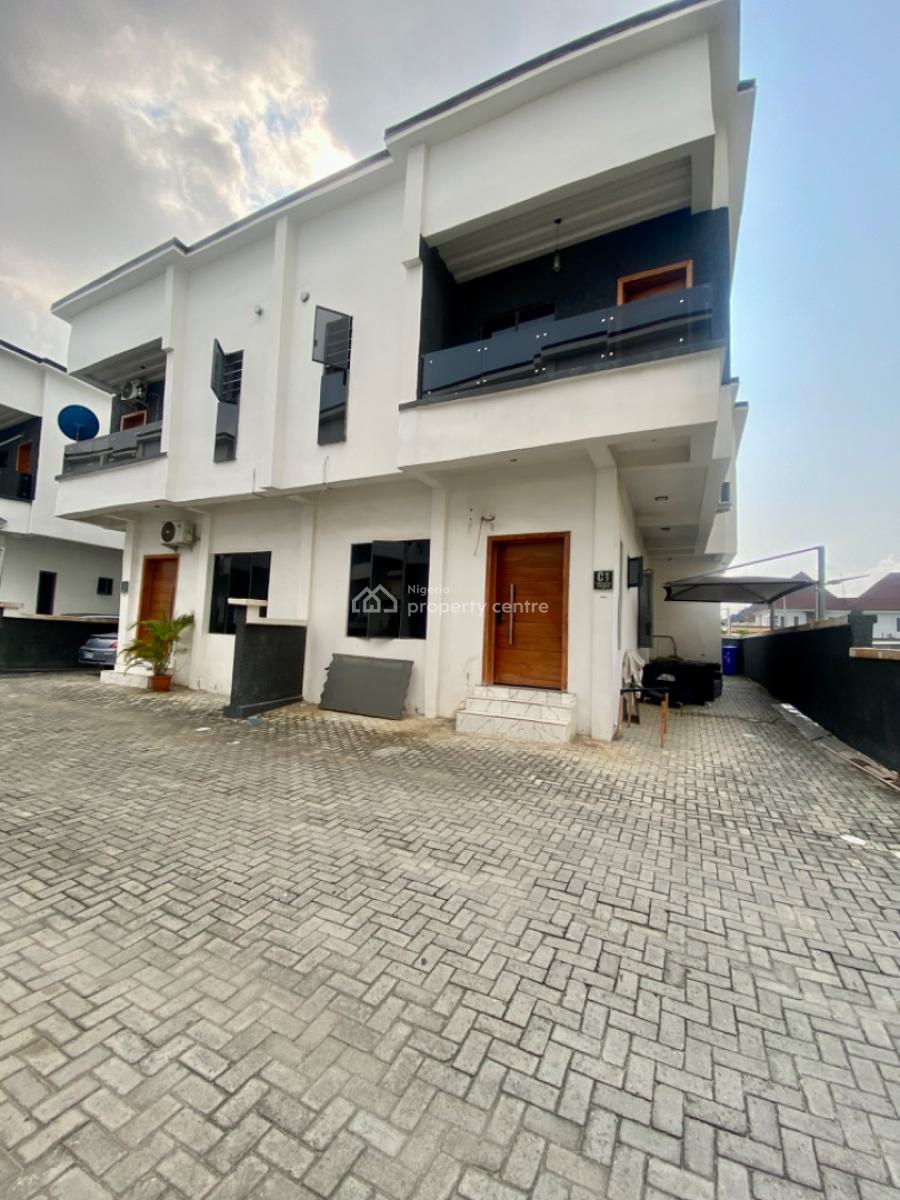 Distress Deal Exquisite 4 Bedroom Semi Detached Duplex with Pool , Gym, Harris Drive, Lekki, Lagos, Semi-detached Duplex for Sale