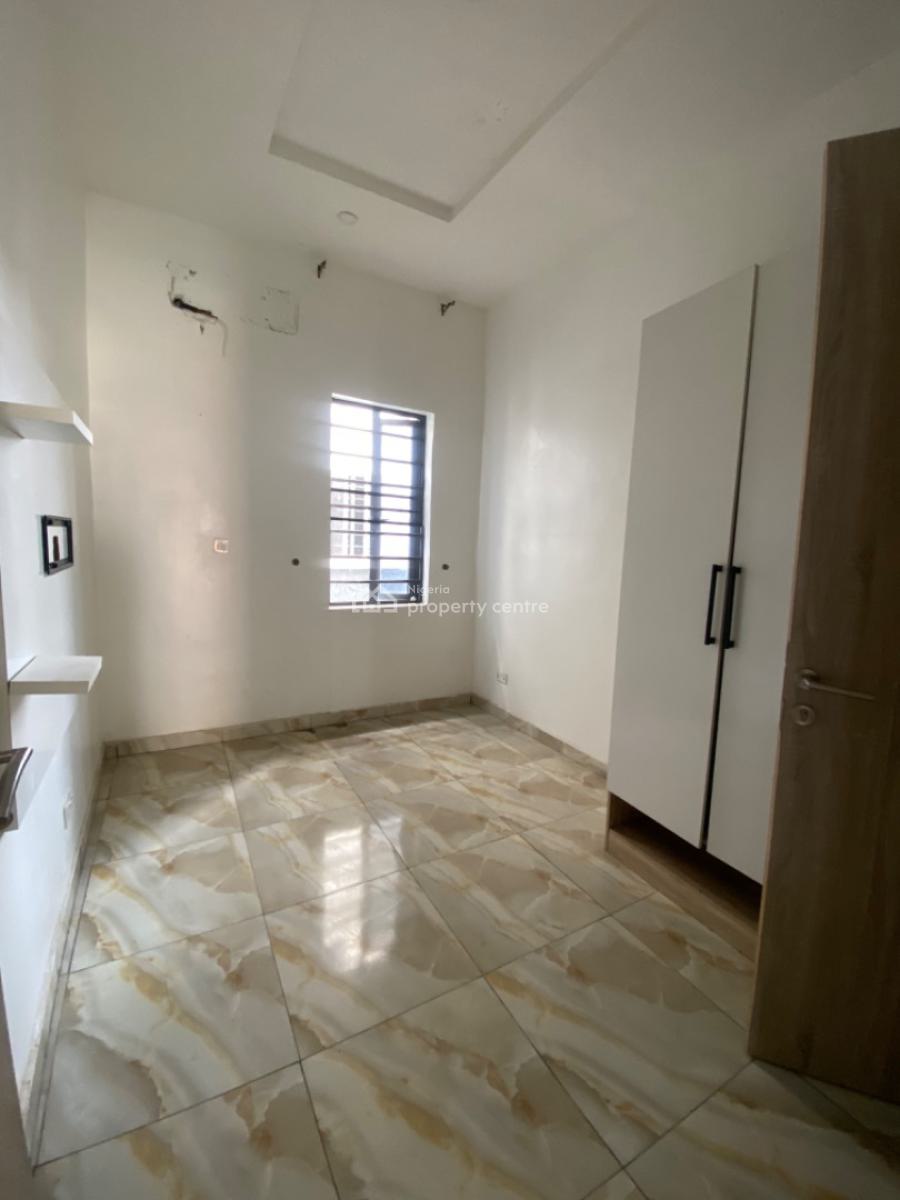 Distress Deal Exquisite 4 Bedroom Semi Detached Duplex with Pool , Gym, Harris Drive, Lekki, Lagos, Semi-detached Duplex for Sale