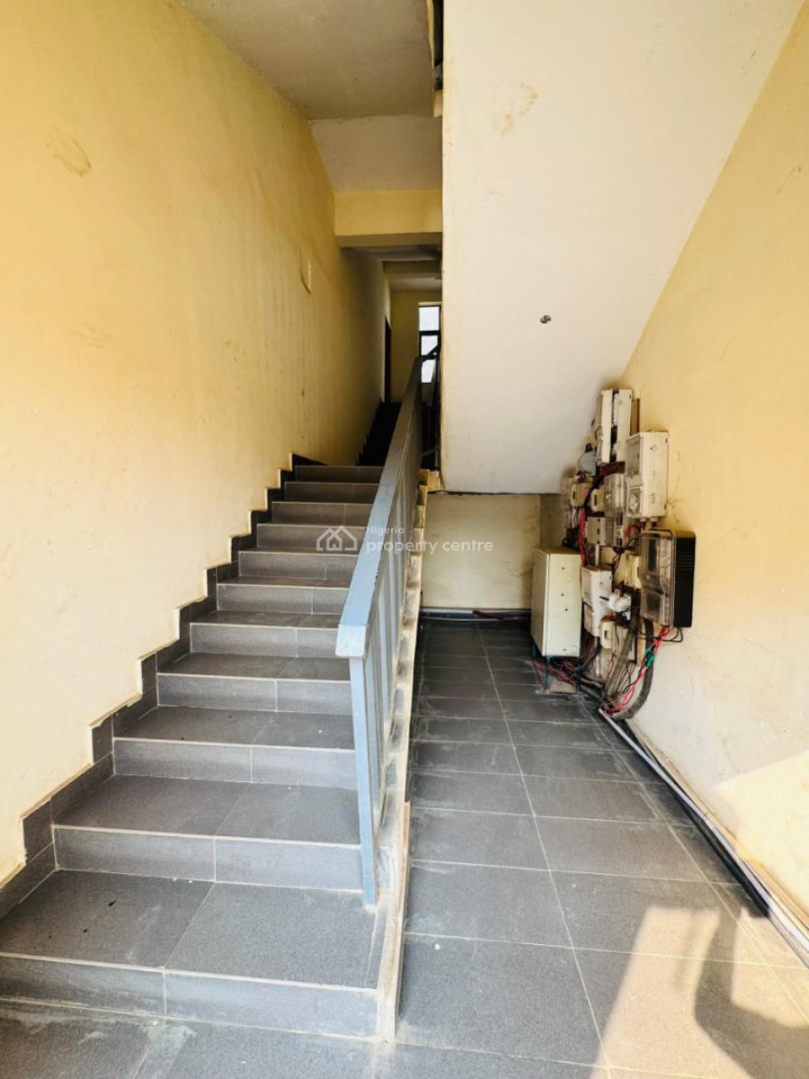 Lovely 2 Bedroom Apartment, Jahi, Abuja, Flat / Apartment for Sale