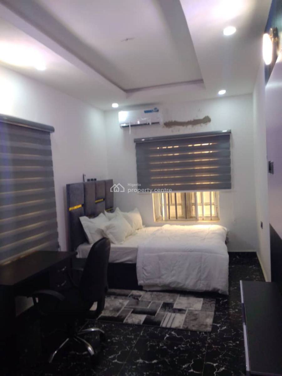 Well Finished and Furnished 5 Bedroom, Airport Road, Lugbe District, Abuja, Detached Duplex for Rent