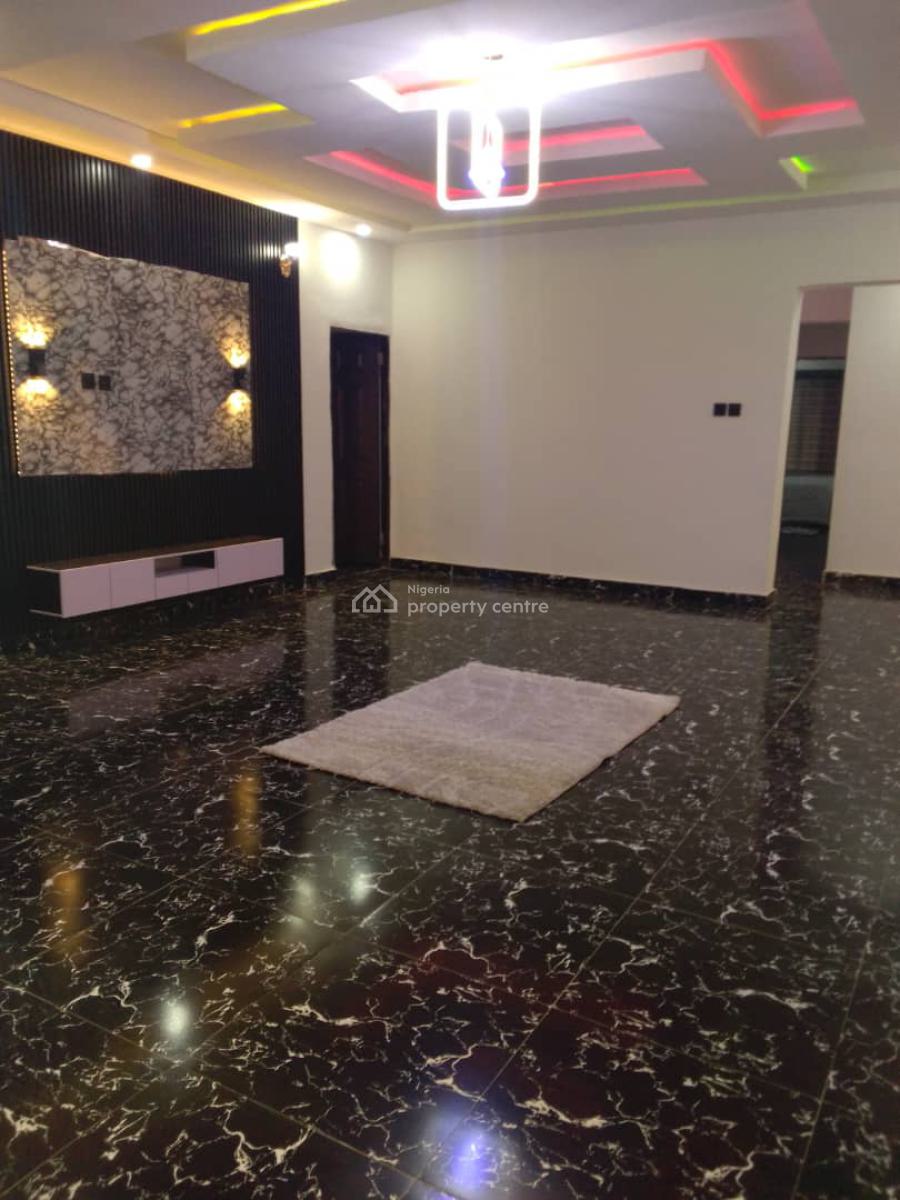 Well Finished and Furnished 5 Bedroom, Airport Road, Lugbe District, Abuja, Detached Duplex for Rent