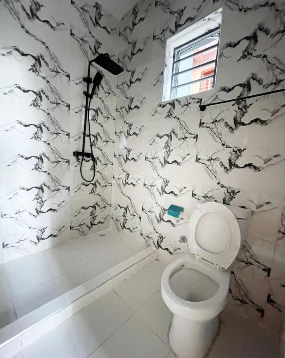 Lovely 2 Bedroom Apartment with Bq, Ajah, Lagos, Flat / Apartment for Sale