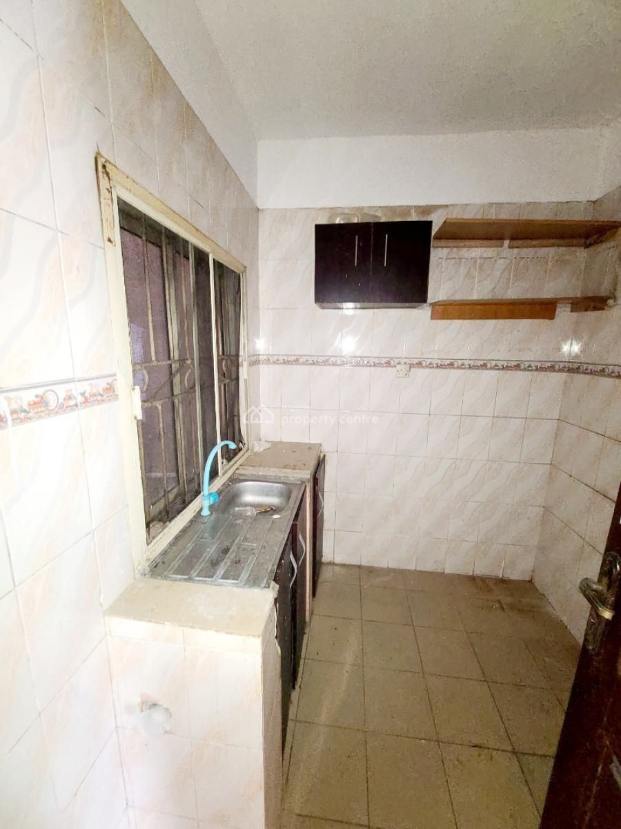 Spacious 2 Bedroom Flat_ Ground Floor, Idado Estate, Idado, Lekki, Lagos, Flat / Apartment for Rent