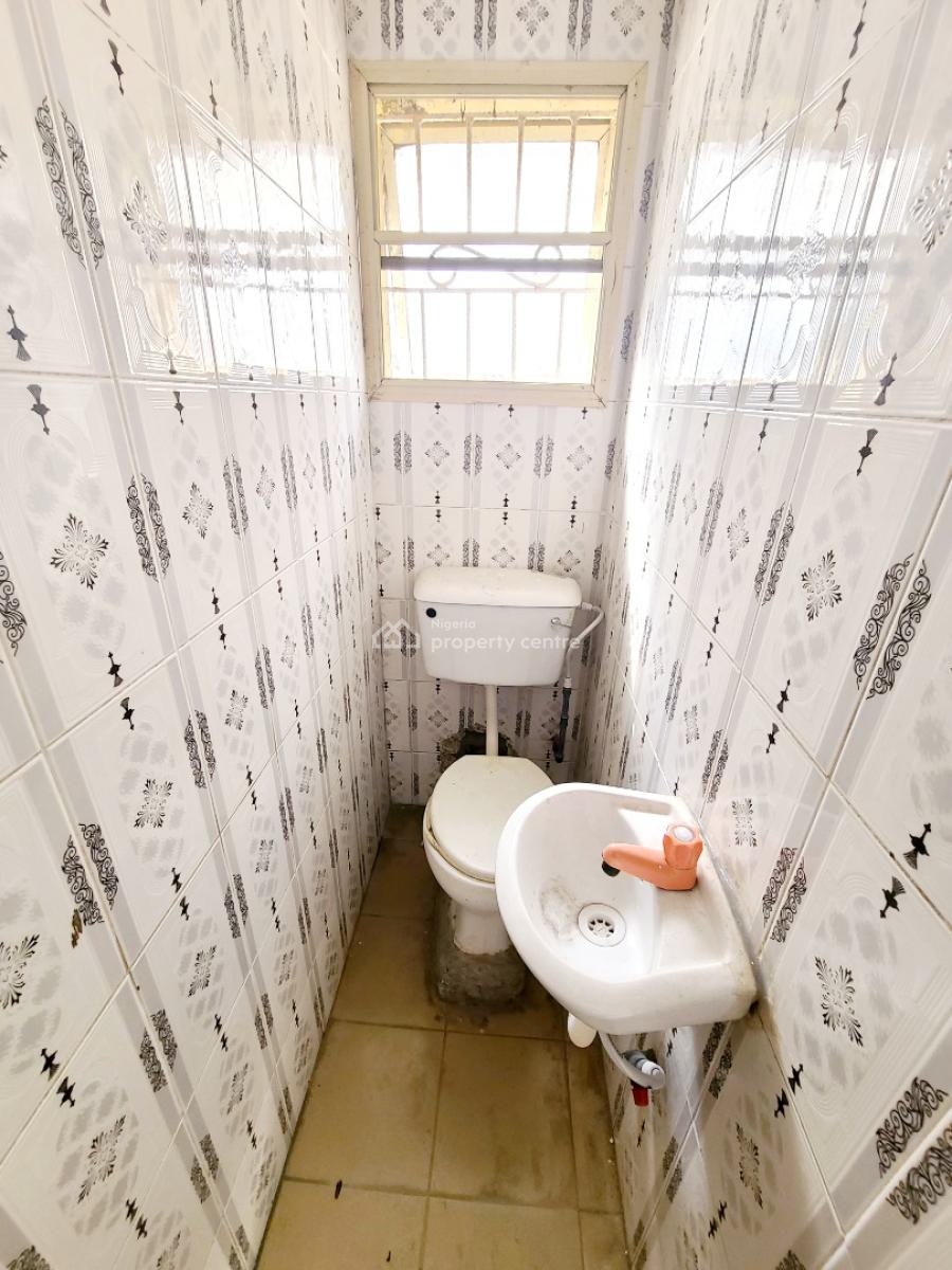 Spacious 2 Bedroom Flat_ Ground Floor, Idado Estate, Idado, Lekki, Lagos, Flat / Apartment for Rent