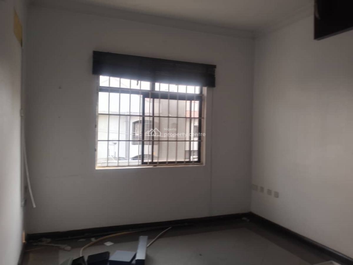 7 Bedroom Duplex Located in a Serene Secured Neighbourhood at Ikeja, Ikeja, Lagos, Detached Duplex for Rent