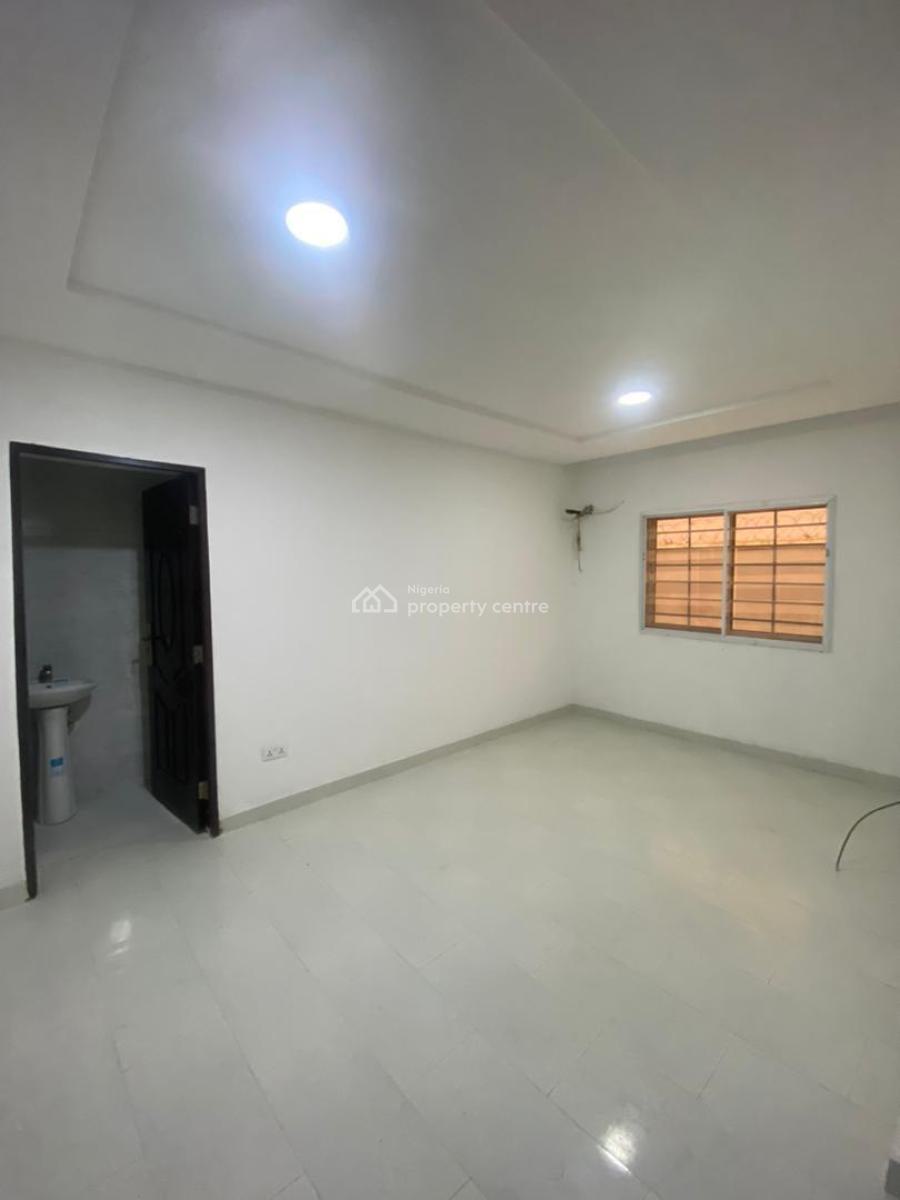 2 Bedroom Apartment, Orchid Road After The Roundabout, Lekki, Lagos, Flat / Apartment for Rent