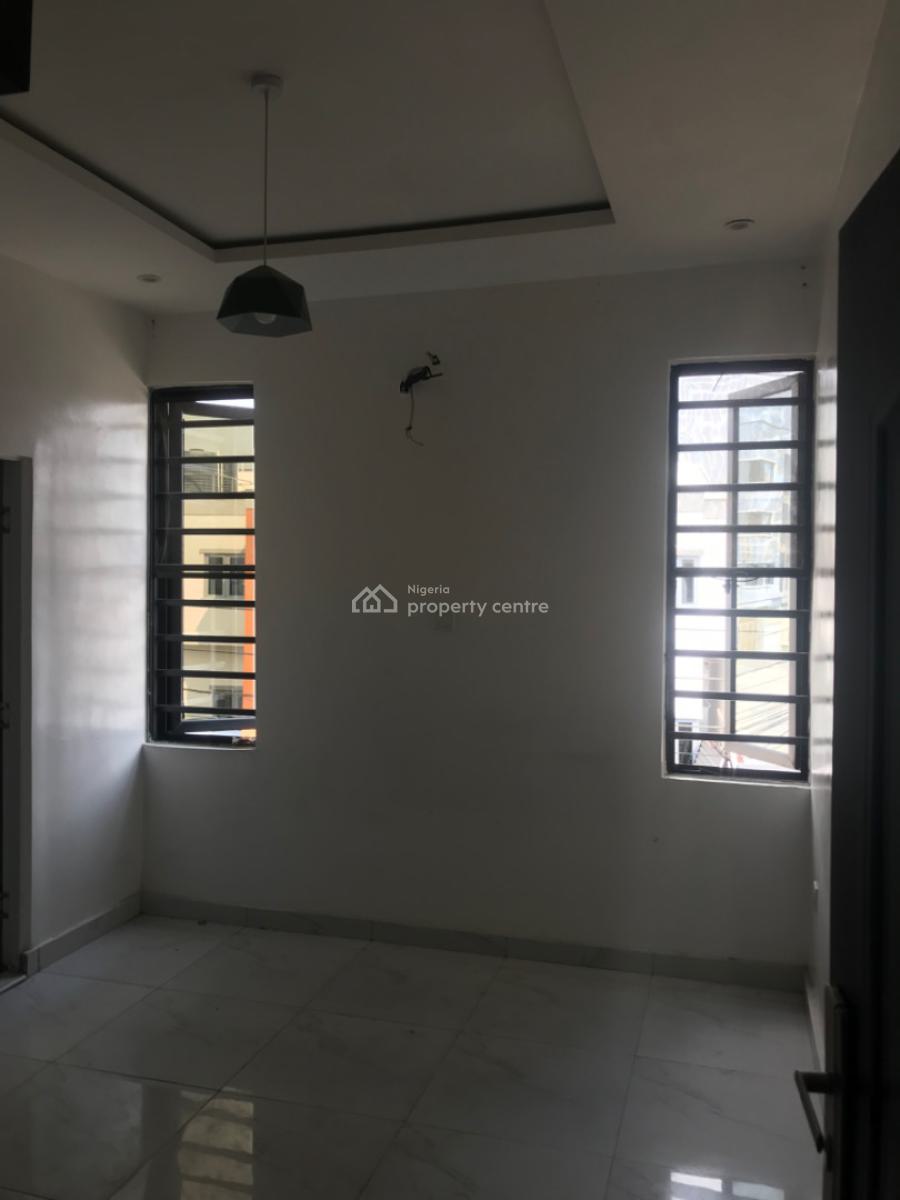 Luxury 2 Bedroom Apartment with Excellent Facility, Ologolo, Lekki, Lagos, Flat / Apartment for Rent