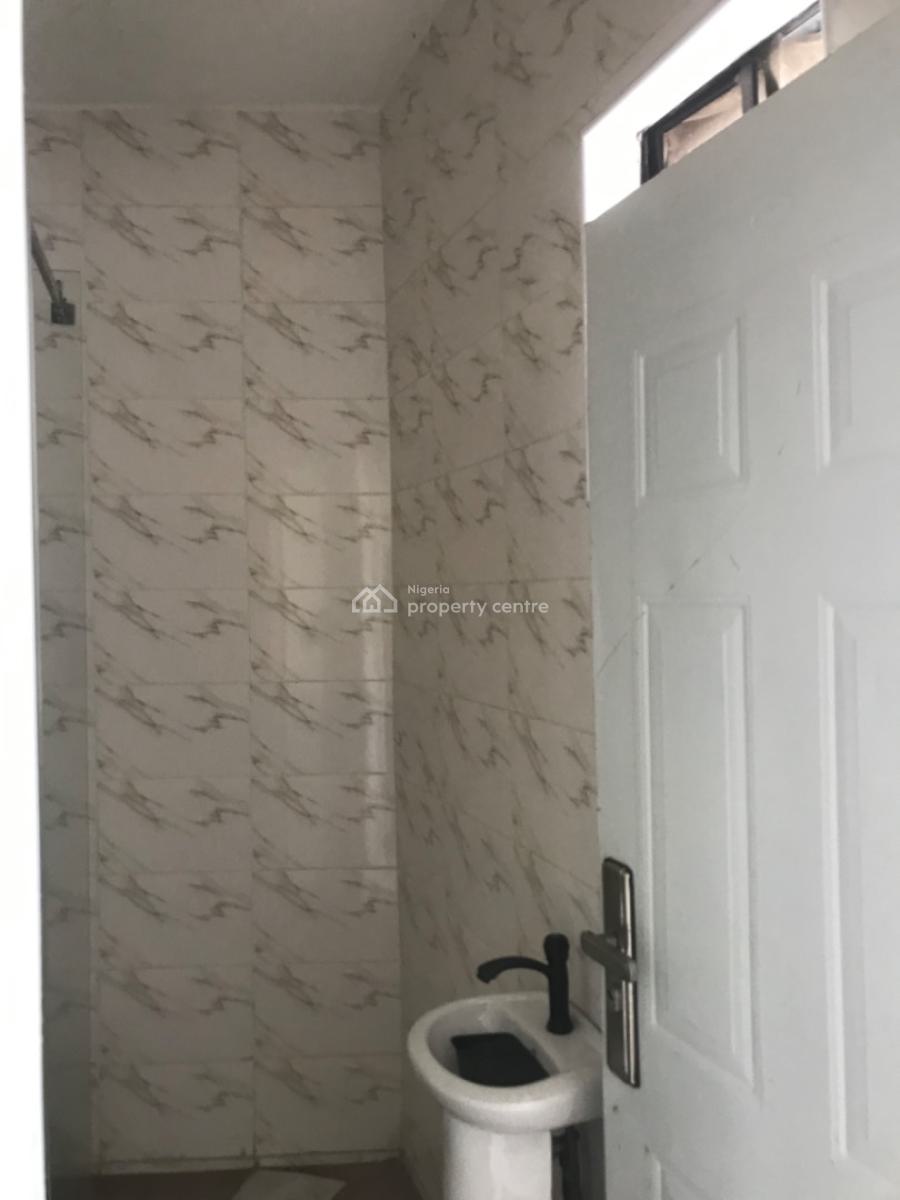 Luxury 2 Bedroom Apartment with Excellent Facility, Ologolo, Lekki, Lagos, Flat / Apartment for Rent