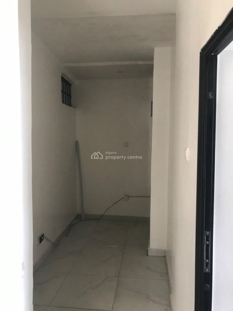 Luxury 2 Bedroom Apartment with Excellent Facility, Ologolo, Lekki, Lagos, Flat / Apartment for Rent