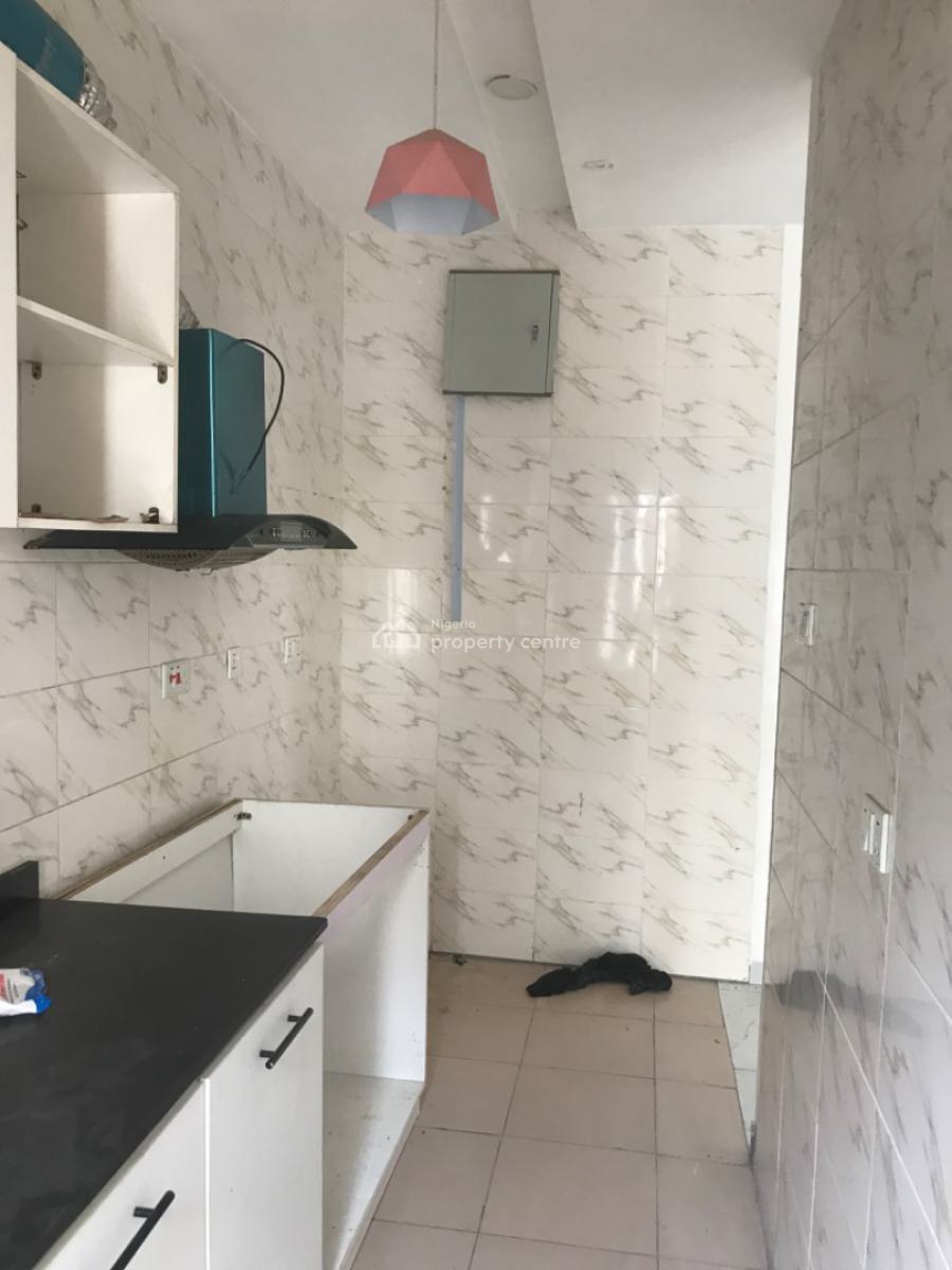 Luxury 2 Bedroom Apartment with Excellent Facility, Ologolo, Lekki, Lagos, Flat / Apartment for Rent
