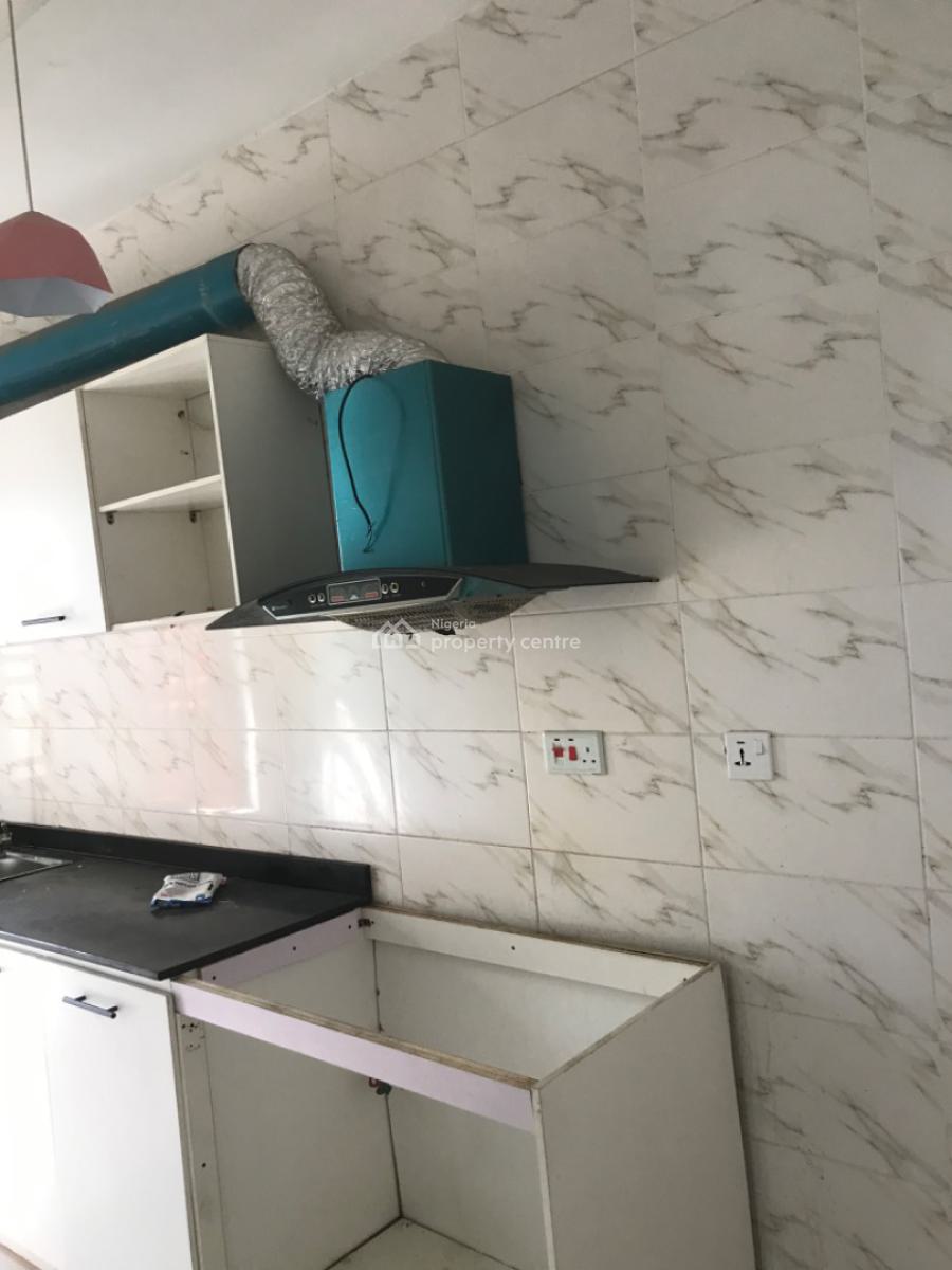 Luxury 2 Bedroom Apartment with Excellent Facility, Ologolo, Lekki, Lagos, Flat / Apartment for Rent