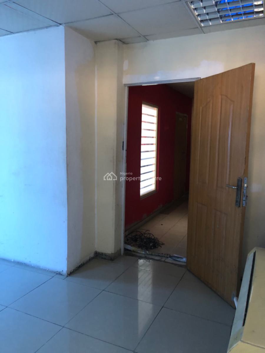 125sqm Office Suite, Freedom Way, Ikate, Lekki, Lagos, Office Space for Rent