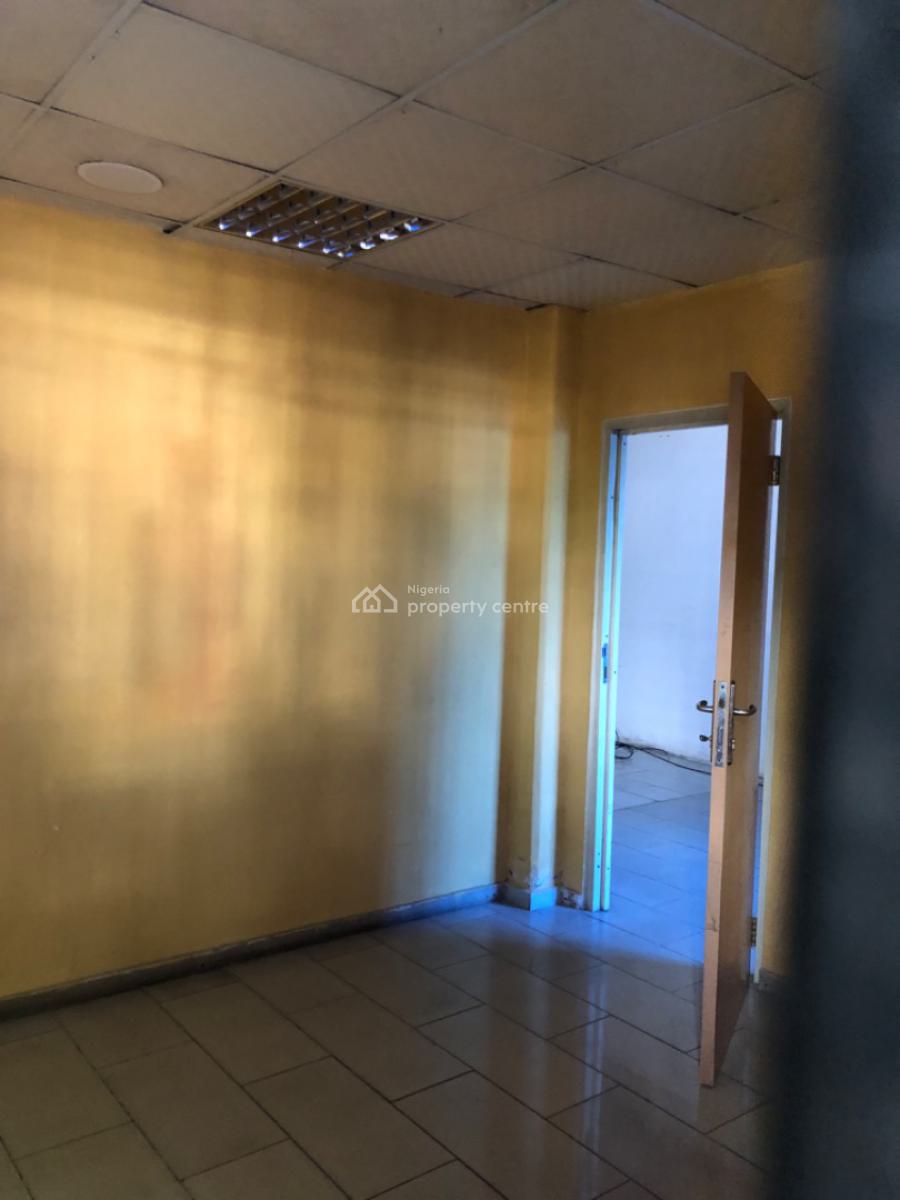 400sqm Office Suite, Freedom Way, Ikate, Lekki, Lagos, Office Space for Rent