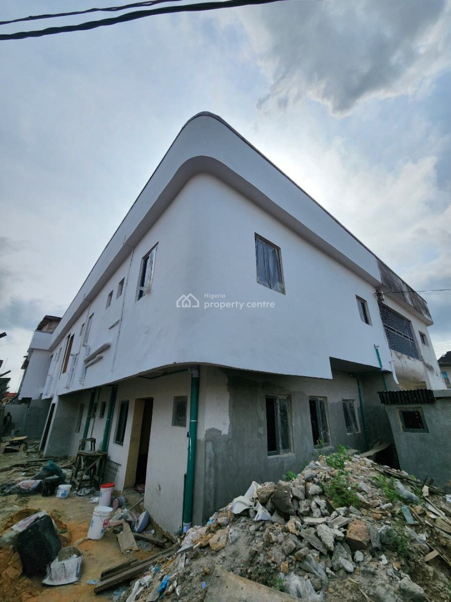 Newly Renovated 4 Units of  2 Bedroom Flats, Off Agbonyin Avenue, Adelabu, Surulere, Lagos, House for Rent