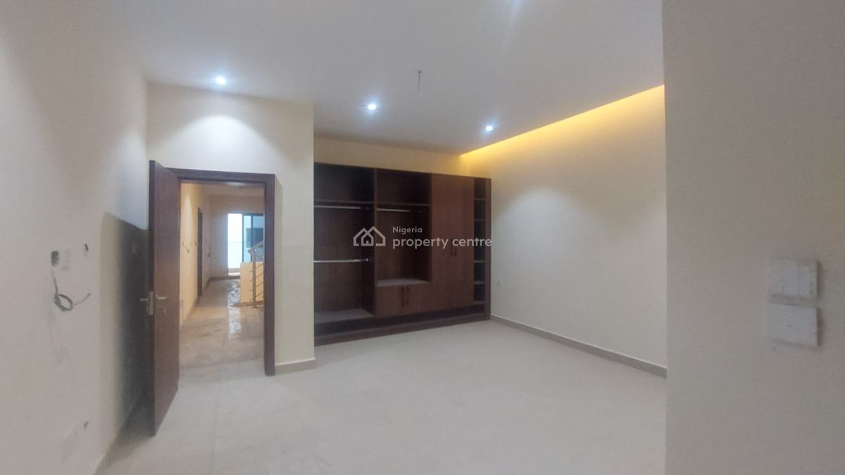 Tastefully Finished 5-bedroom Terraced Duplex with Bq, Guzape District, Abuja, Terraced Duplex for Rent