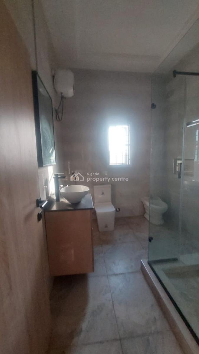 Tastefully Finished 4-bedroom Terraced Duplex with Bq, Guzape District, Abuja, Terraced Duplex for Rent