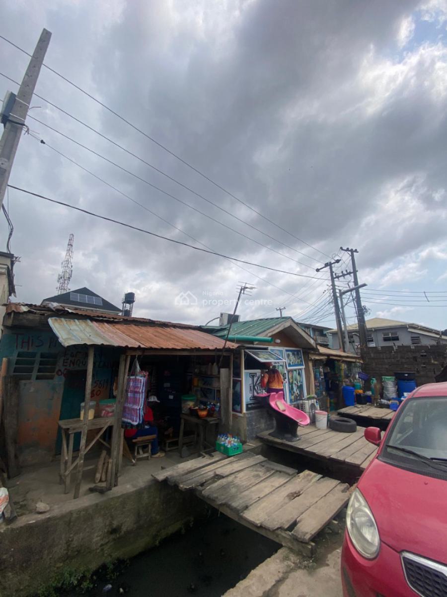 Dilapidated Cornerpiece Bungalow (shops + Residential Units), Off Nnobi Street, Kilo, Surulere, Lagos, Mixed-use Land for Sale