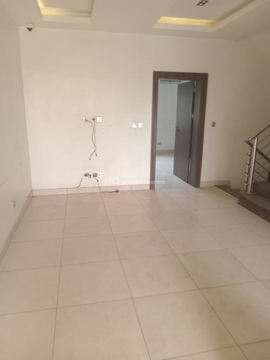 a Very Good Spacious 4 Bedroom Terraced Duplex + 1bq, Diplomatic Zone, Katampe Extension, Katampe, Abuja, Terraced Duplex for Rent