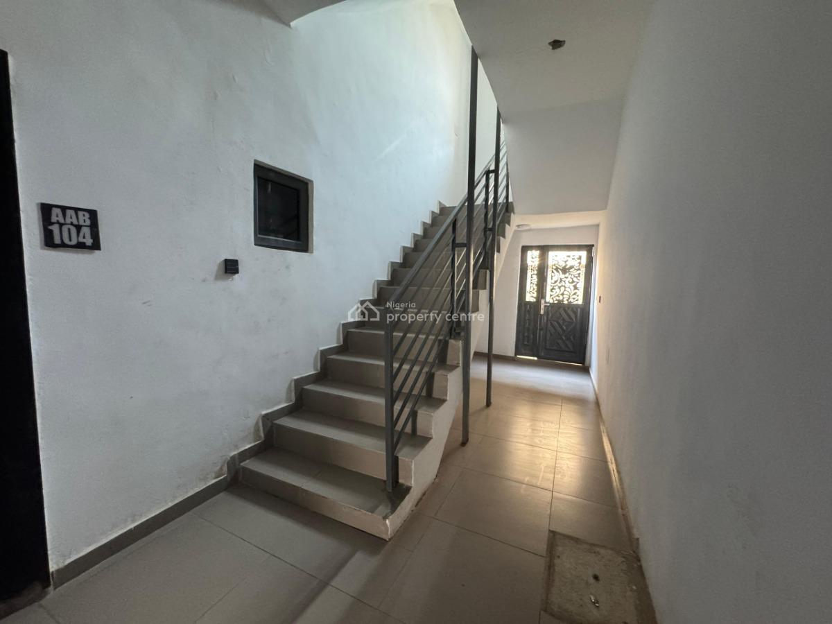 2 Bedroom Apartment, Dideolu Estate, Ogba, Ikeja, Lagos, Flat / Apartment for Sale