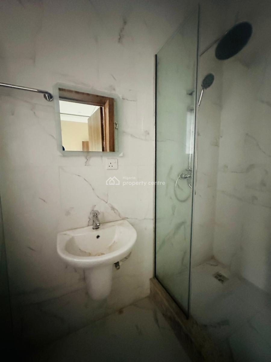 Spaciously Built 5 Bedroom Fully Detached Duplex with  Bq, Gra Phase 2, Magodo, Lagos, Detached Duplex for Sale