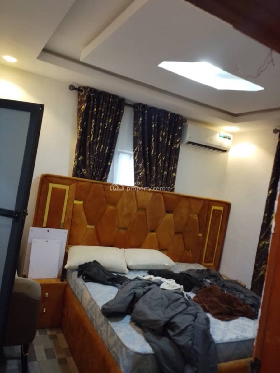 2 Bedrom Apartment, 25 Meadow Estate Ogombo Road, Ajah, Lagos, Flat / Apartment for Rent