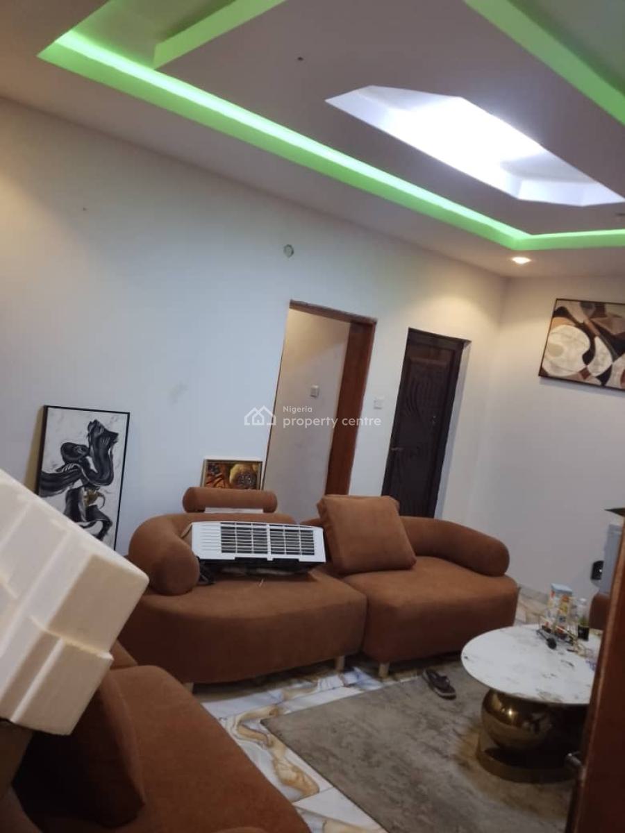 2 Bedrom Apartment, 25 Meadow Estate Ogombo Road, Ajah, Lagos, Flat / Apartment for Rent