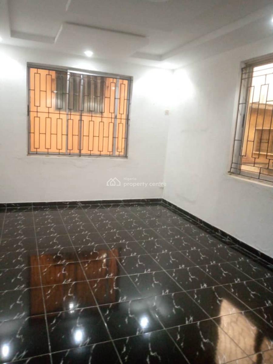 2-bedroom Flat, Oyadiran Estate, Sabo, Yaba, Lagos, Flat / Apartment for Rent