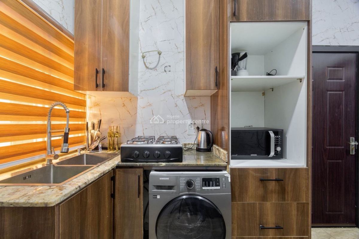 3 Bedroom Luxurious Semi Detached Duplex, Dele Adedeji, Lekki Phase 1, Lekki, Lagos, Semi-detached Duplex Short Let