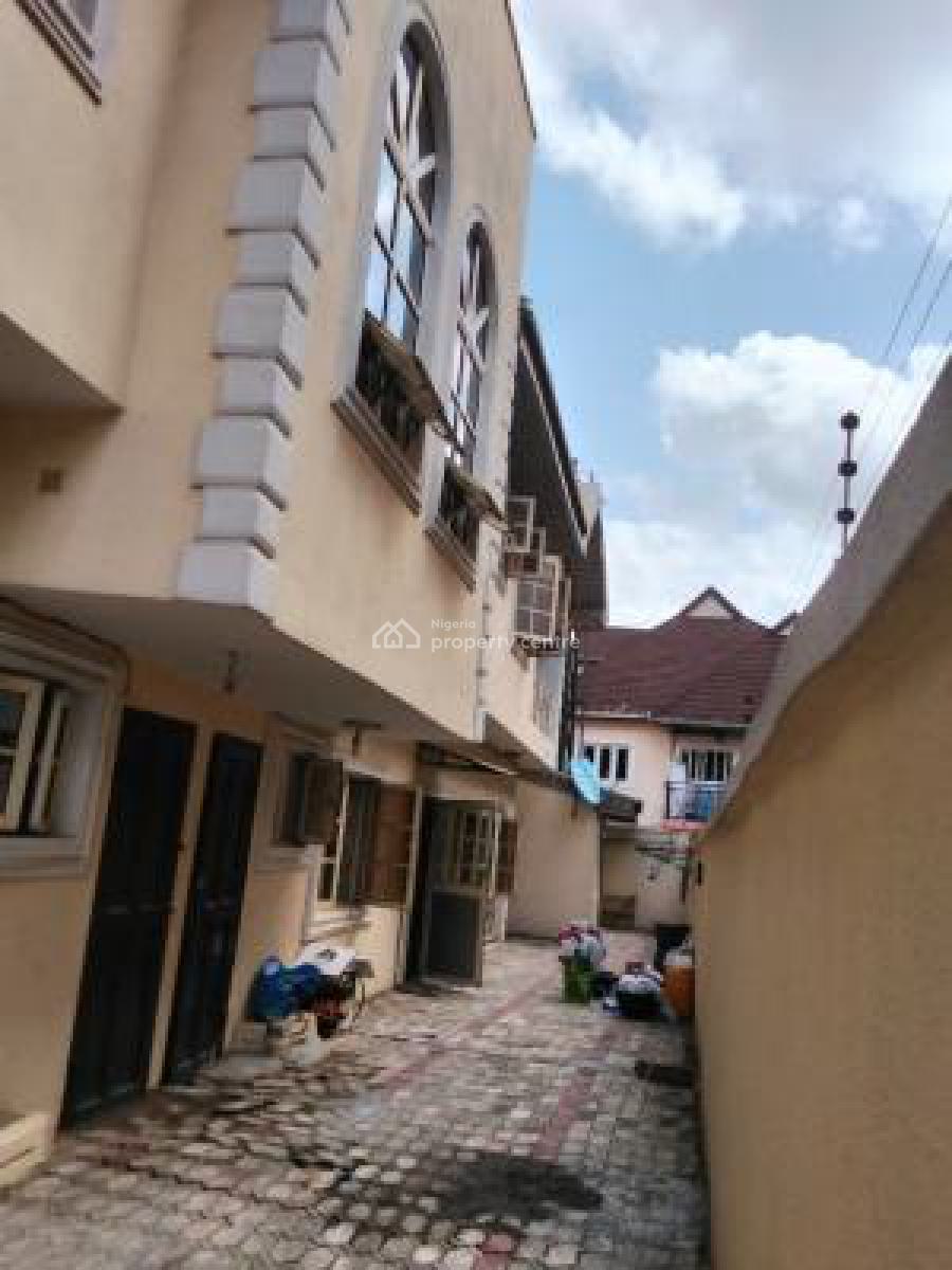 3 Bedroom Terraced Duplex with Self Contained Bq, Ajao Estate Off International Airport Road, Isolo, Lagos, Terraced Duplex for Sale