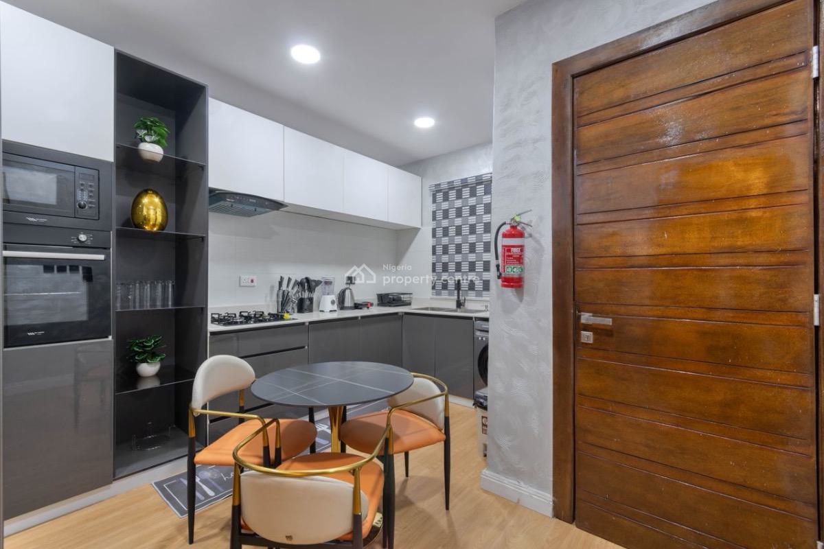 3 Bedroom Luxurious Terrace Duplex, Off Admiralty Way Lekki Phase 1, Lekki, Lagos, Terraced Duplex Short Let