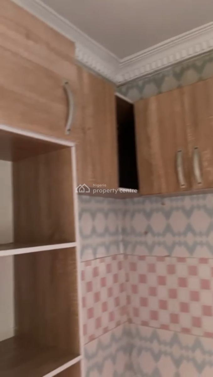 Well Maintained 2 Bedroom Flat, Fidiso Estate, Sangotedo, Ajah, Lagos, Flat / Apartment for Rent